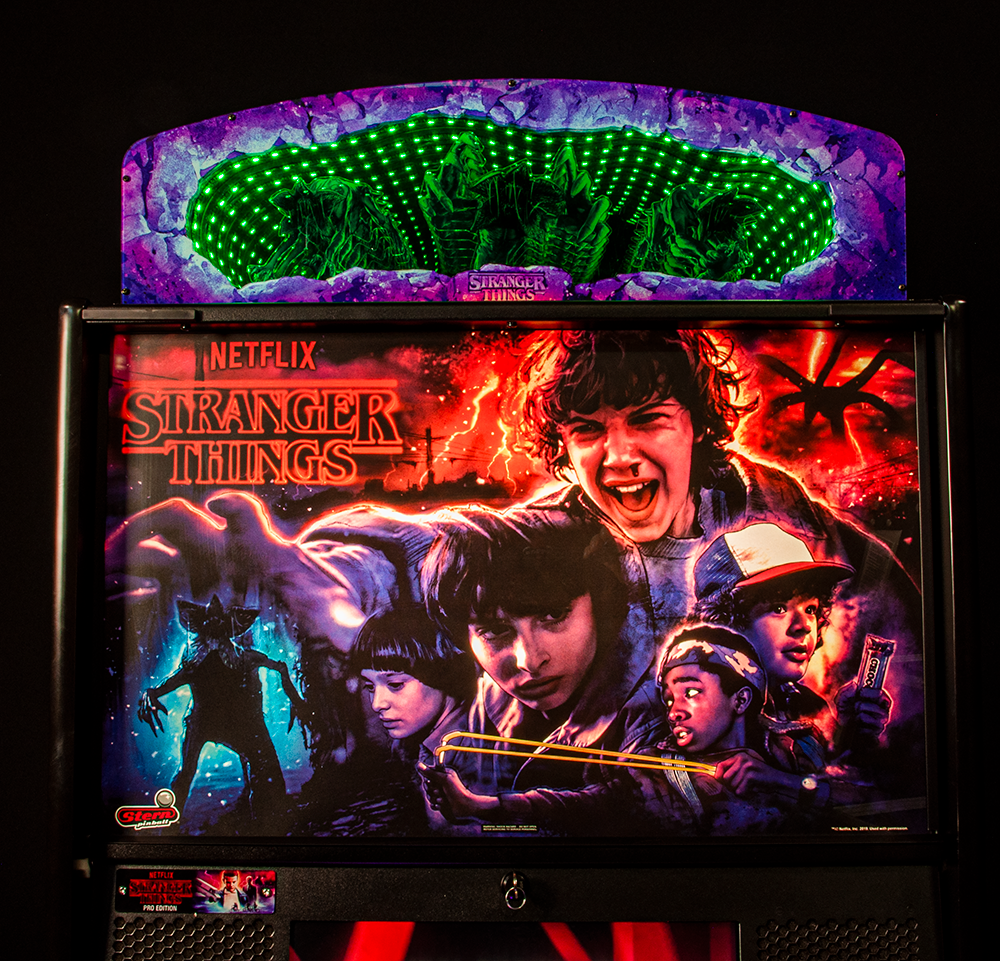 STRANGER THINGS TOPPER