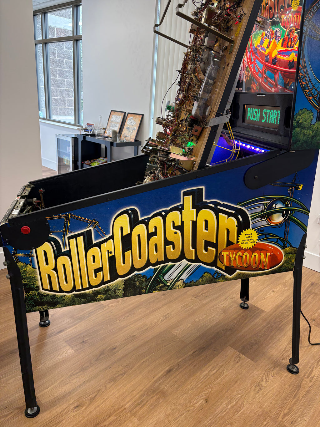 RollerCoaster Tycoon Pinball Machine