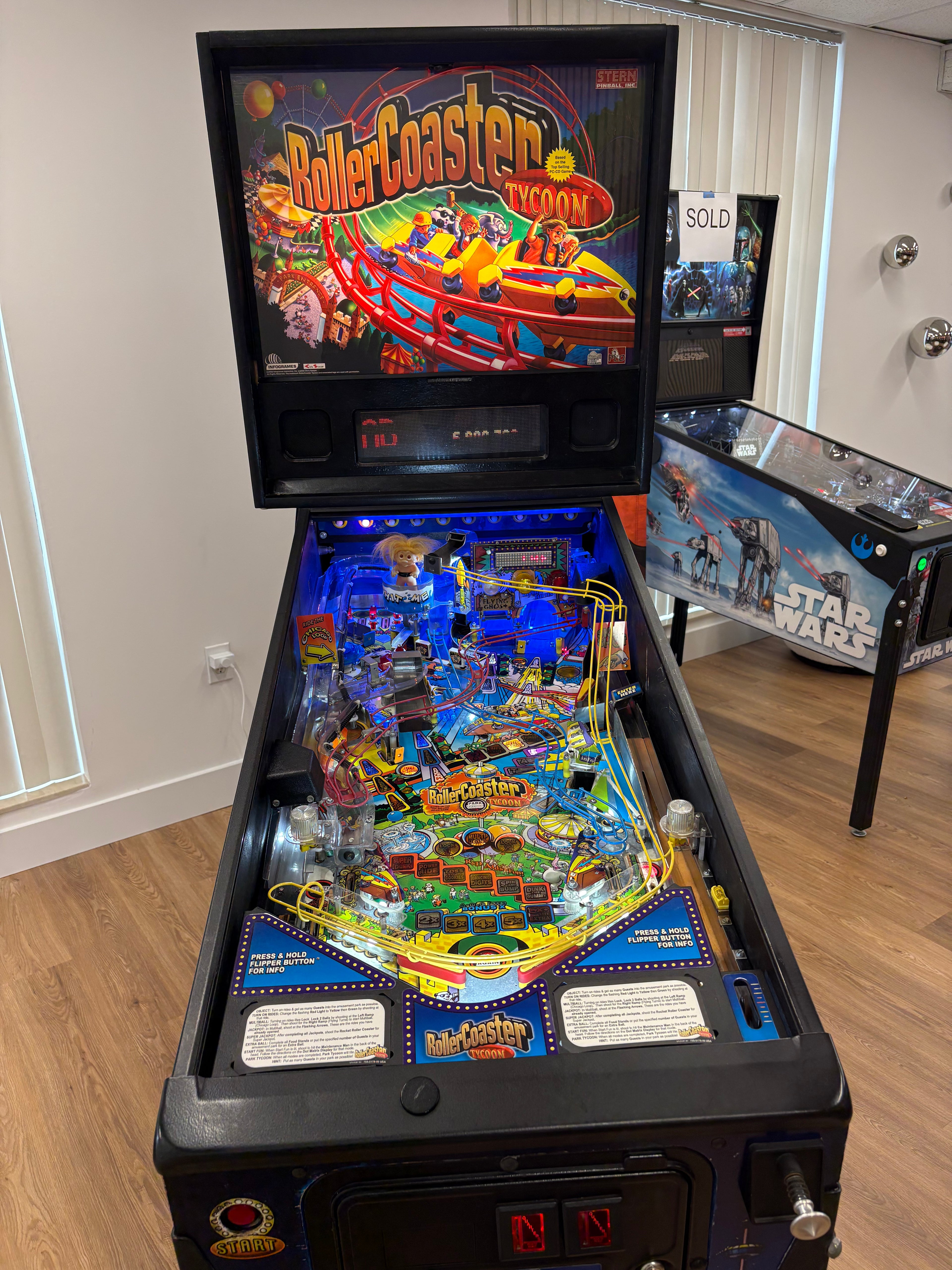 RollerCoaster Tycoon Pinball Machine