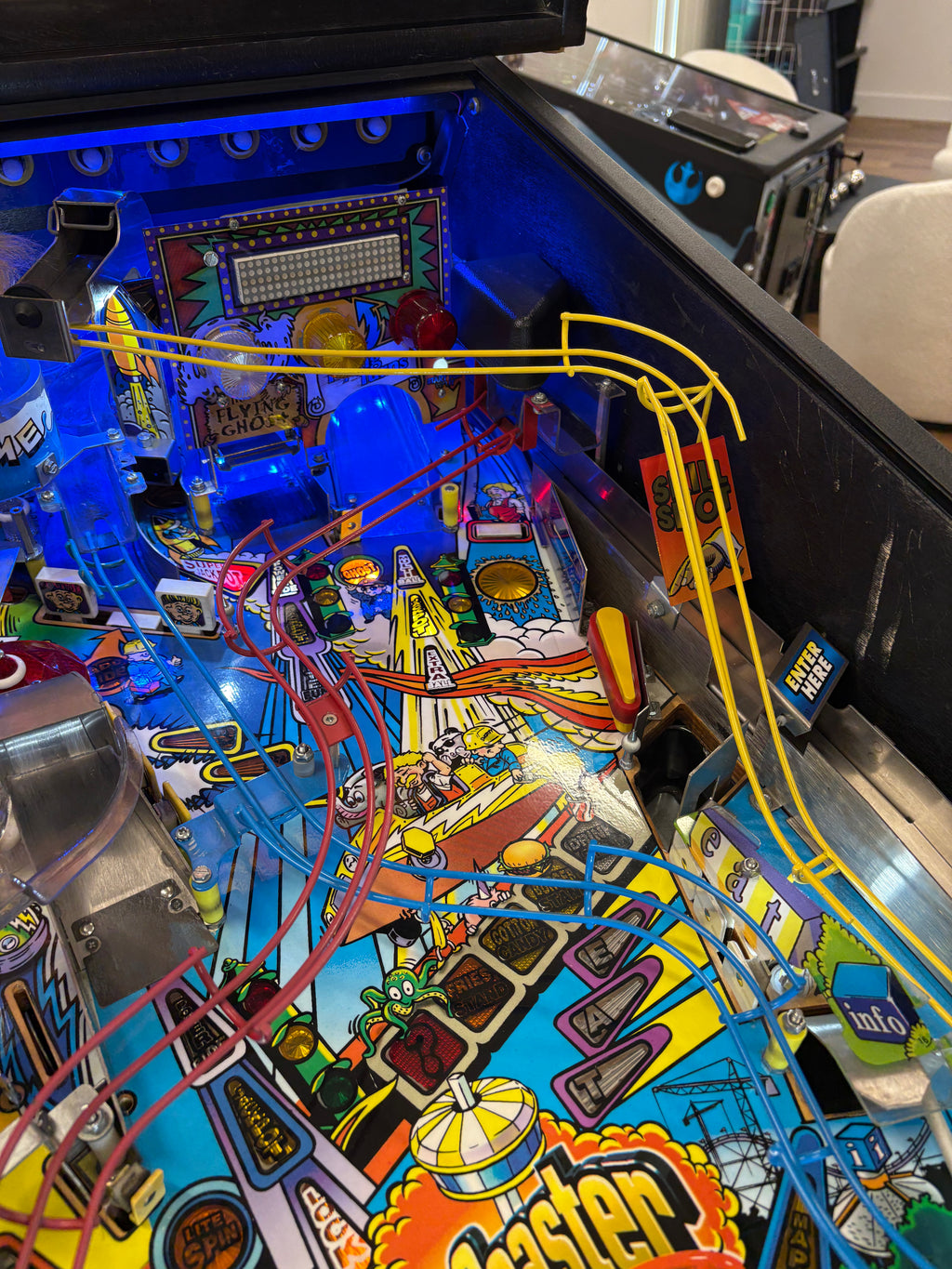 RollerCoaster Tycoon Pinball Machine
