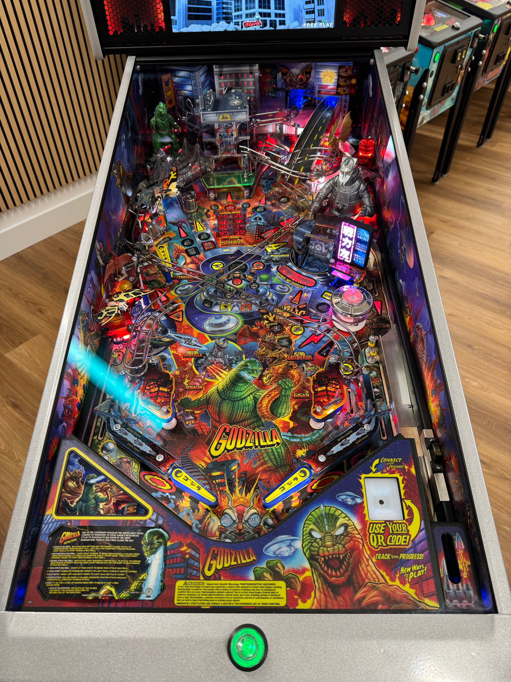 GODZILLA PINBALL MACHINE