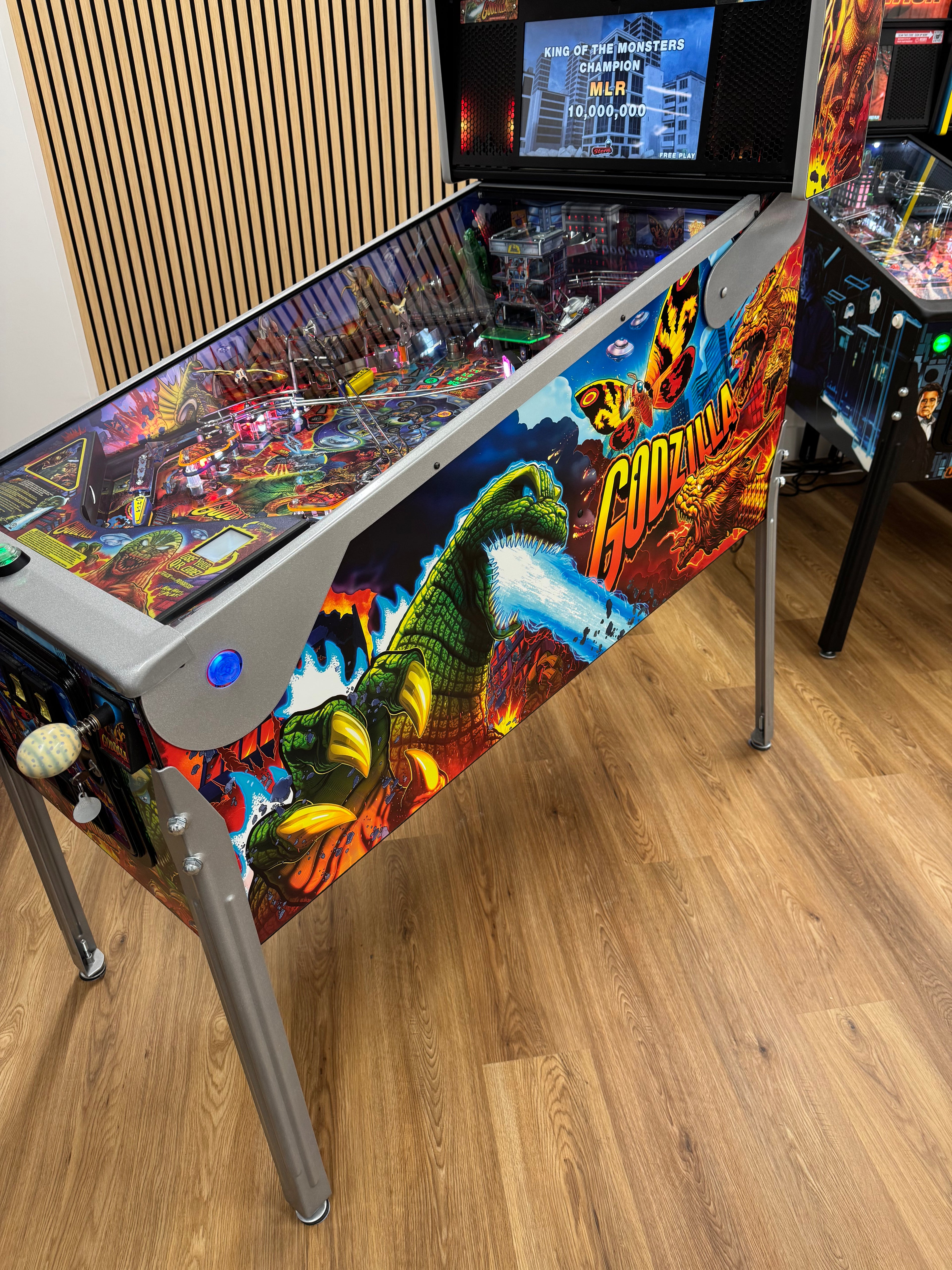 GODZILLA PINBALL MACHINE