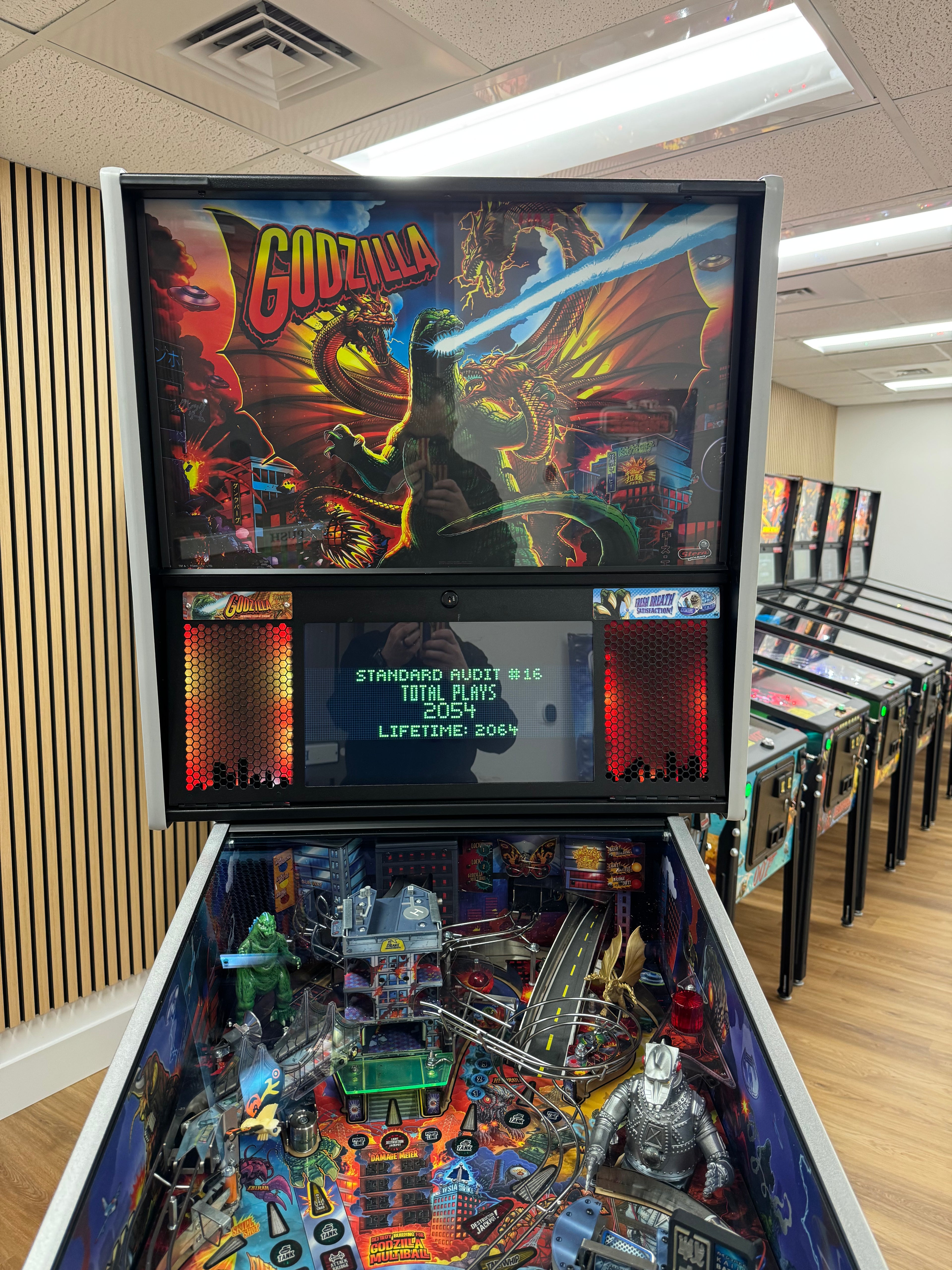 GODZILLA PINBALL MACHINE