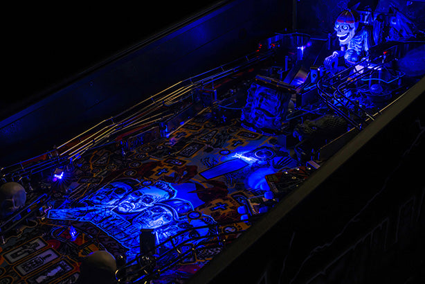 METALLICA REMASTER PREMIUM PINBALL MACHINE