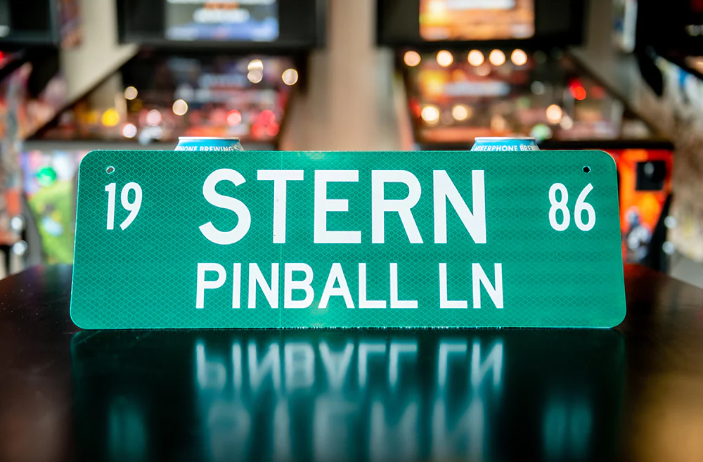 STERN STREET SIGN